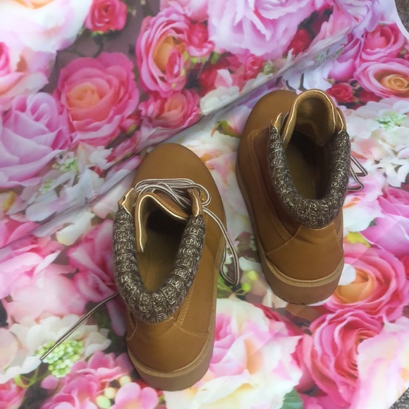 Boots - Picture 2 of 2